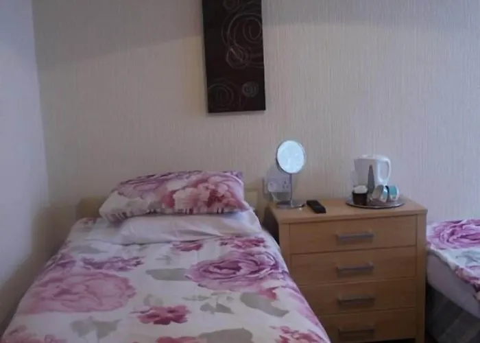 Hazelgrove Guest House Blackpool